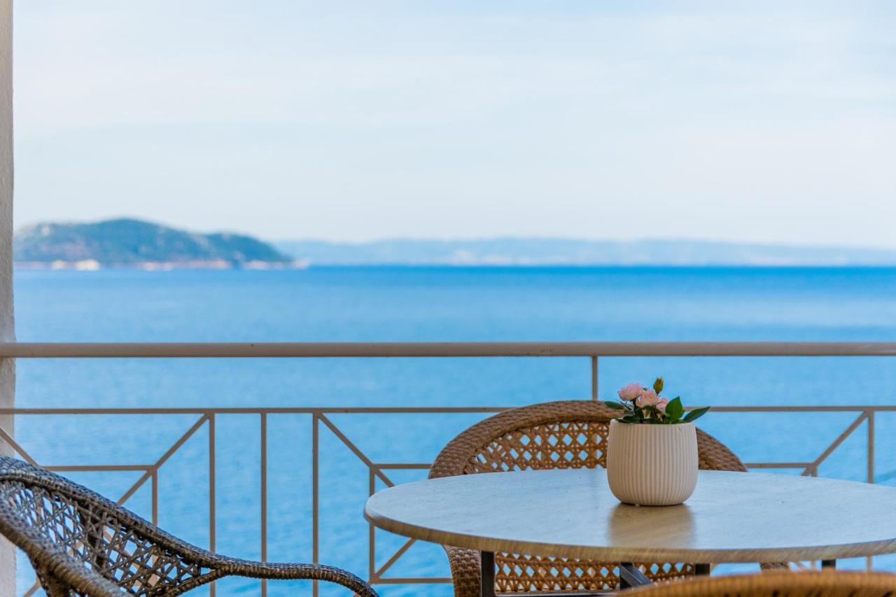 Anesis Seaview Apartment 2 Neos Marmaras Ngoại thất bức ảnh